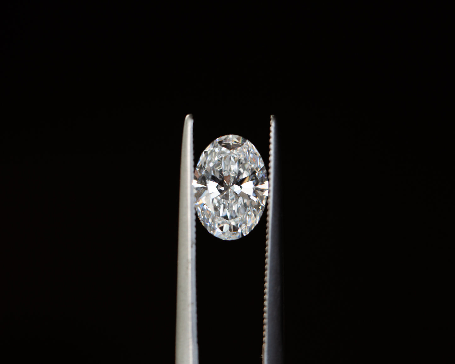 Load image into Gallery viewer, 1.29ct oval lab diamond, D/VS1

