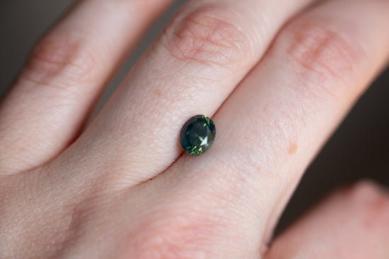 1.63ct opalescent blue green sapphire