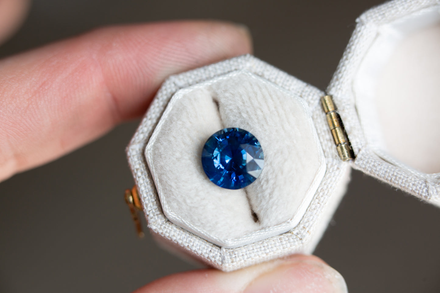 3.6ct round blue sapphire