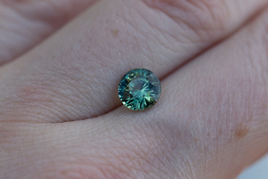 1.57ct round green teal sapphire