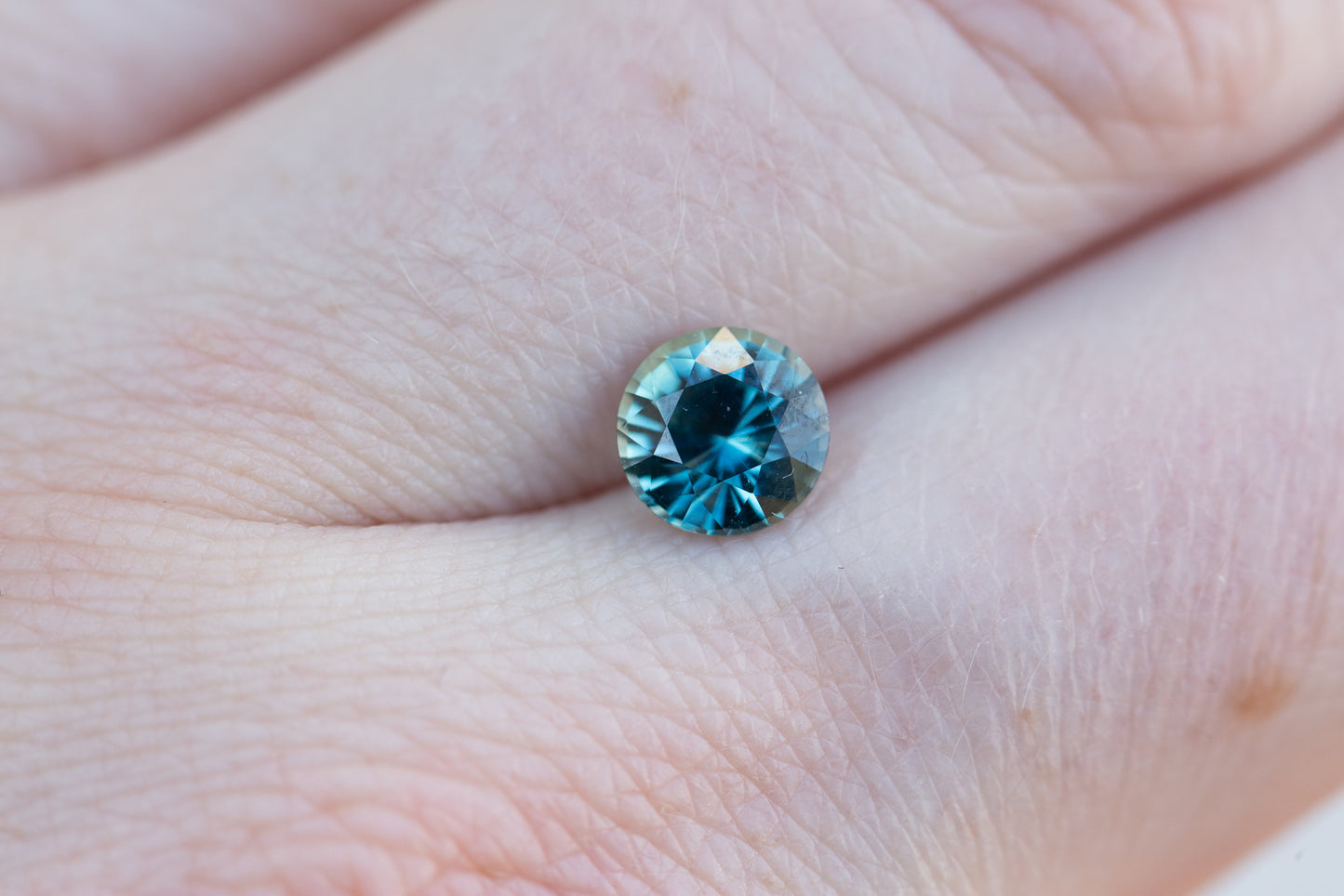 1.56ct round blue sapphire