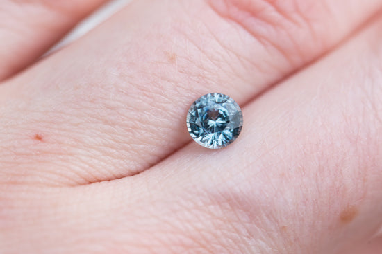 1.1ct round light blue sapphire