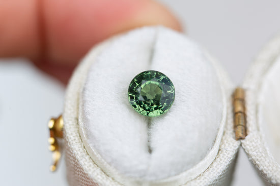 2.46ct round green sapphire