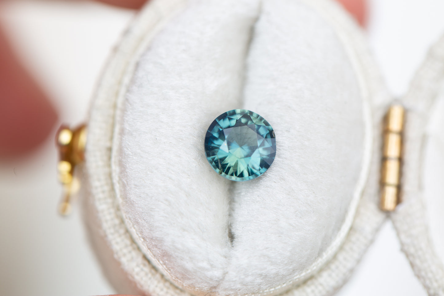 1.24ct round teal blue green sapphire