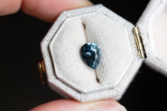 Load image into Gallery viewer, 1.75ct pear periwinkle blue sapphire
