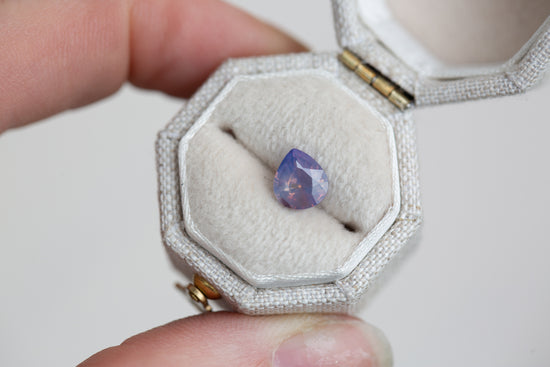 Load image into Gallery viewer, 1.18ct pear opalescent purple sapphire
