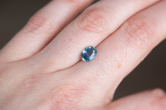 Load image into Gallery viewer, 1.58ct blue green sapphire

