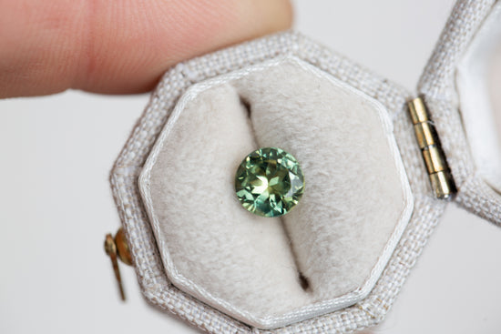 1.35ct round green sapphire