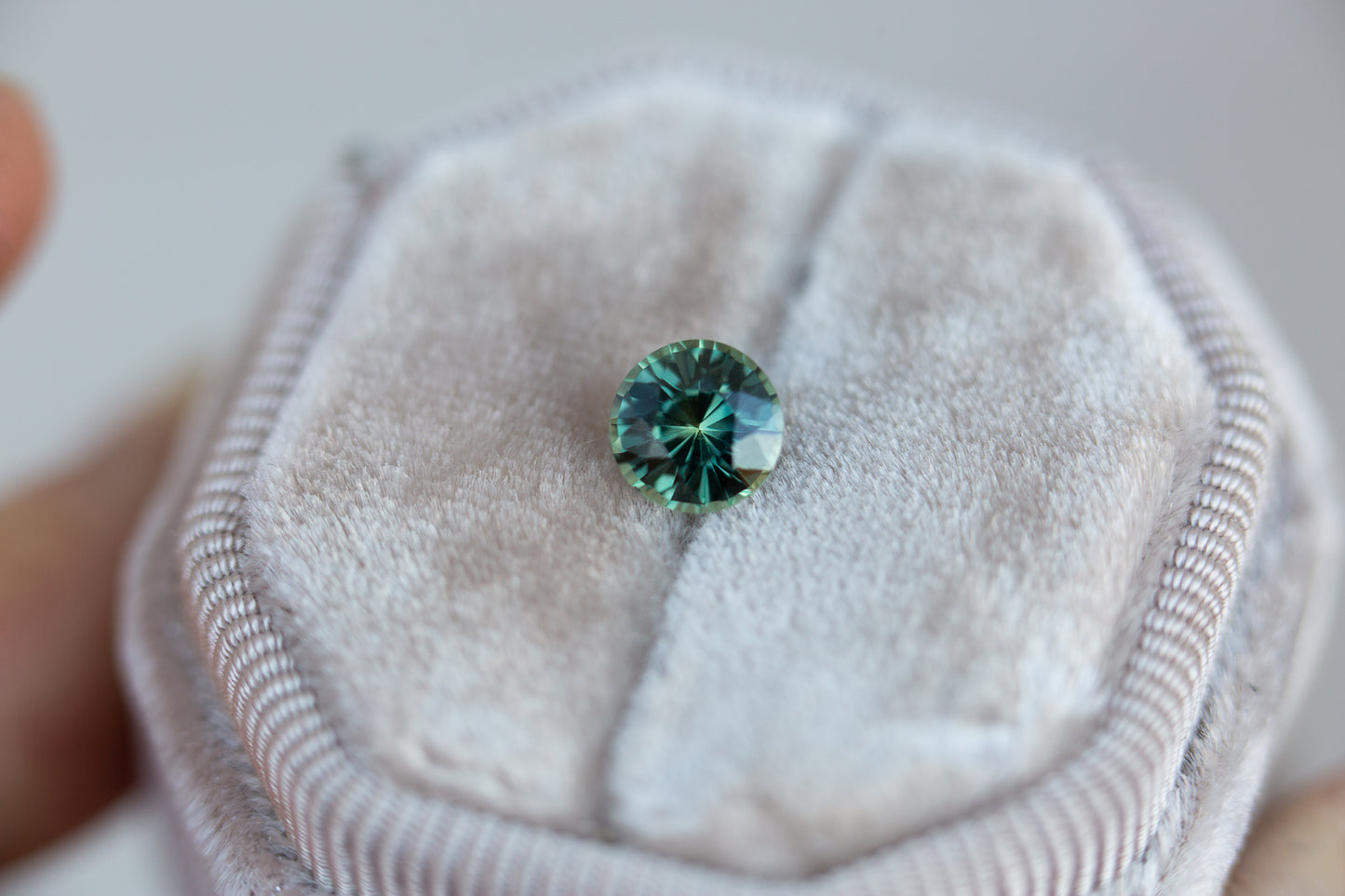 1.39ct round green teal sapphire