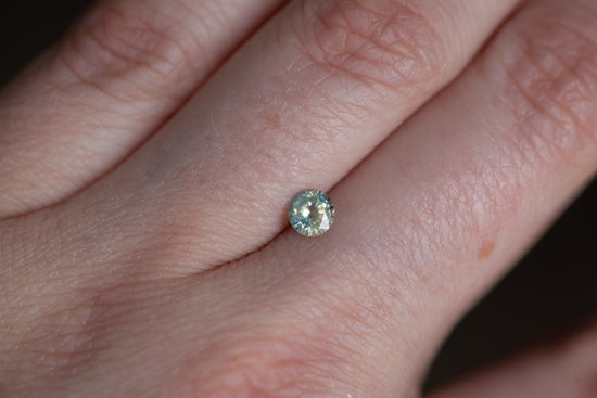 .52ct opalescent sapphire