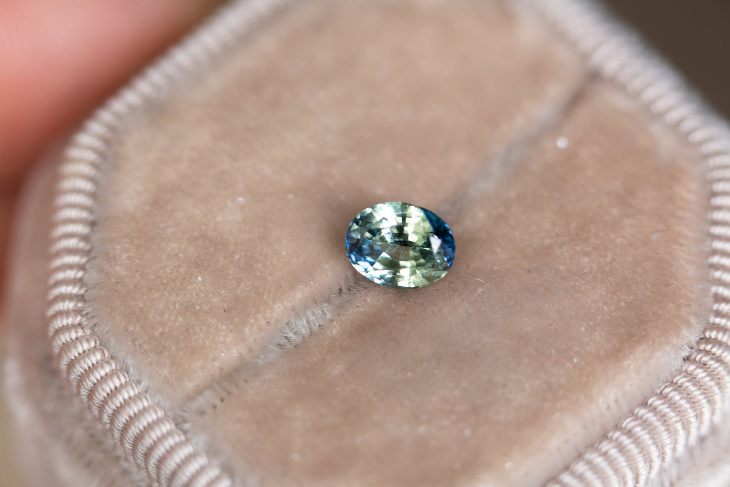 1.1ct oval parti sapphire