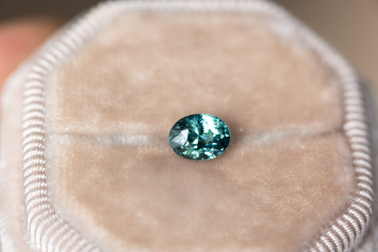 Load image into Gallery viewer, 1.34ct oval blue green sapphire
