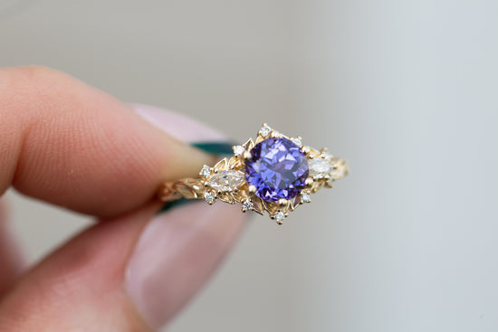 Load image into Gallery viewer, Briar rose three stone with 6.5mm round lab purple sapphire
