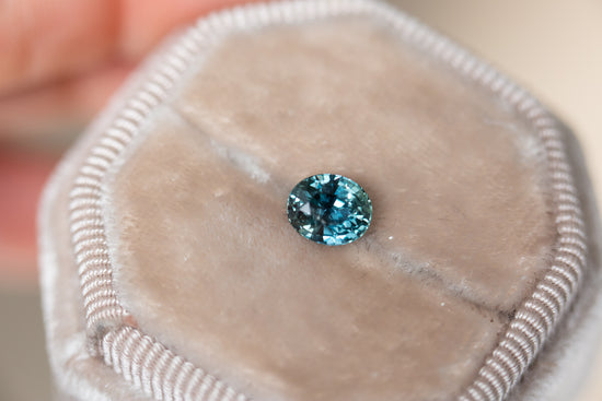 1.47ct oval blue green sapphire