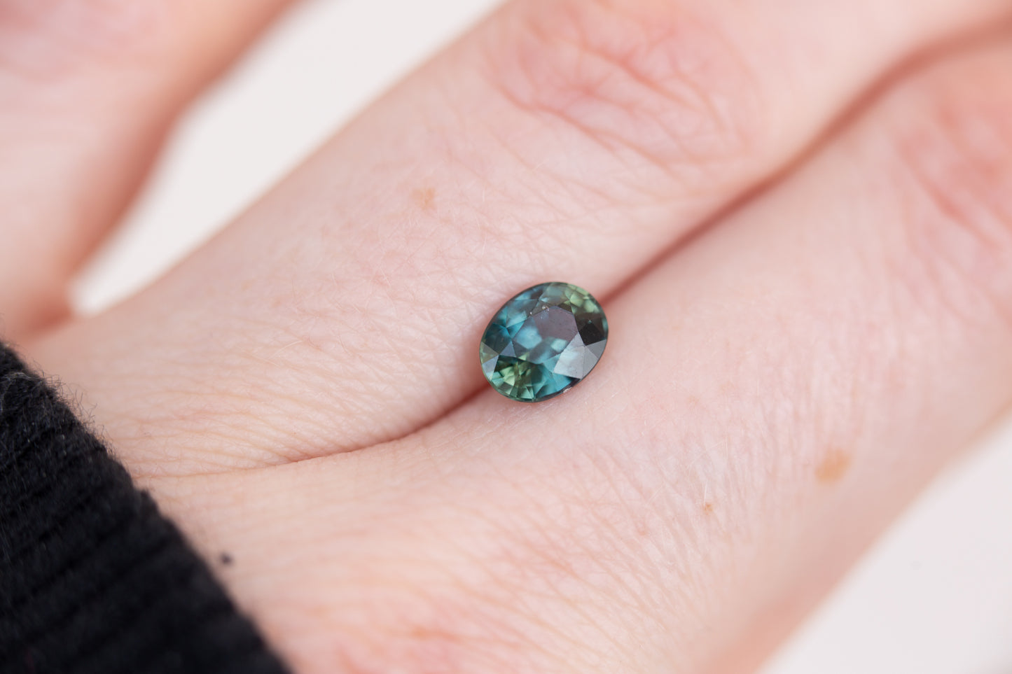 1.31ct oval blue green sapphire