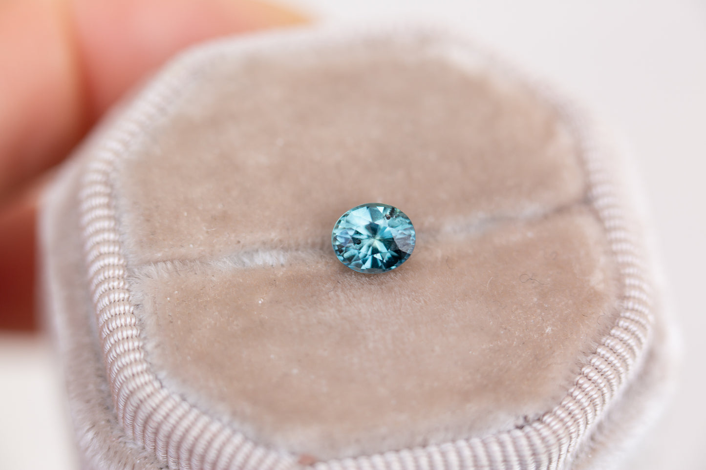 1.05ct oval blue teal sapphire