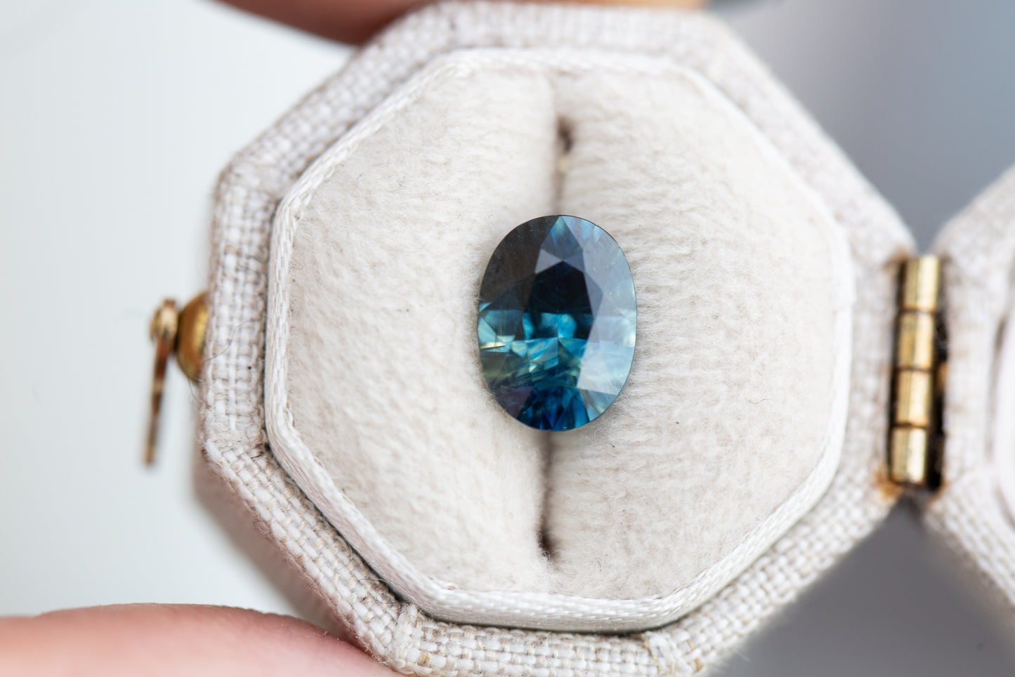 2.41ct oval blue sapphire