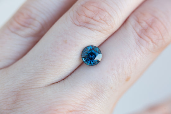 2.12ct round blue teal sapphire