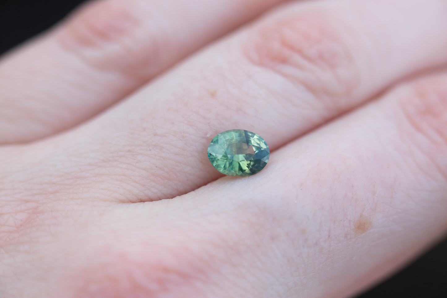 1.33ct oval green sapphire