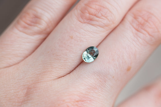 1.04ct oval teal green sapphire