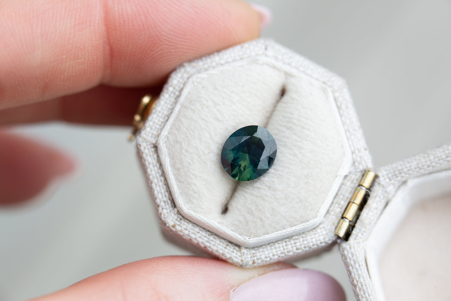 Load image into Gallery viewer, 1.97ct deep blue green sapphire

