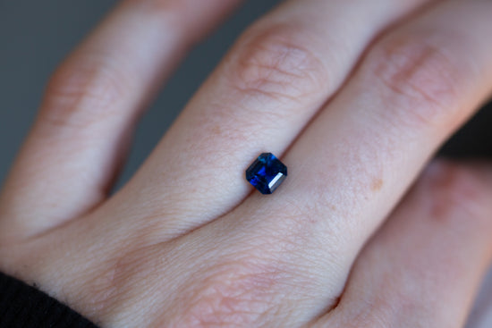 Load image into Gallery viewer, 1.15ct blue emerald cut sapphire
