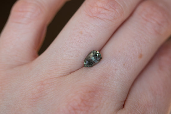 Load image into Gallery viewer, 1.48ct green pear Sri Lankan sapphire
