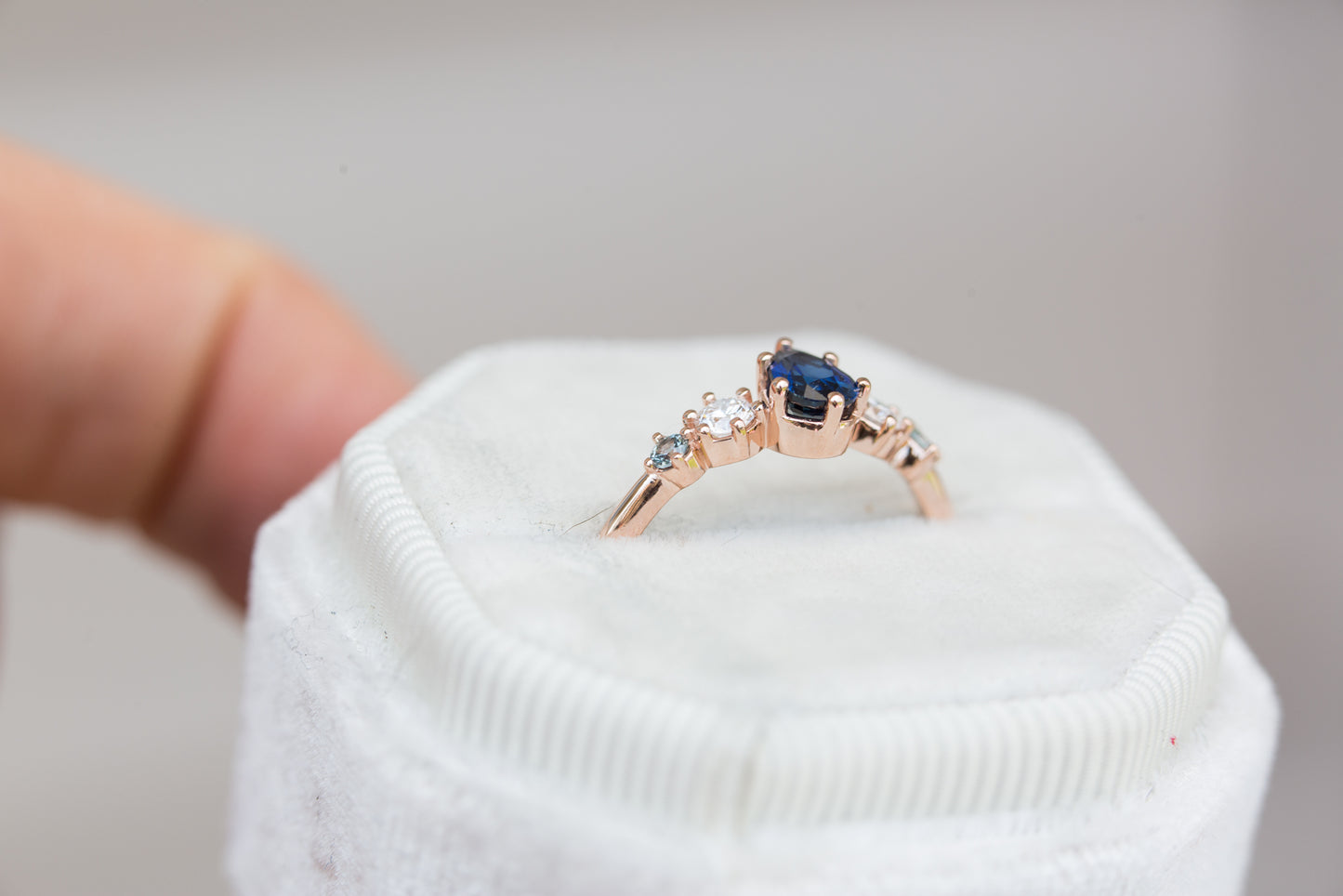 Load image into Gallery viewer, Pear blue sapphire and diamond five stone ring
