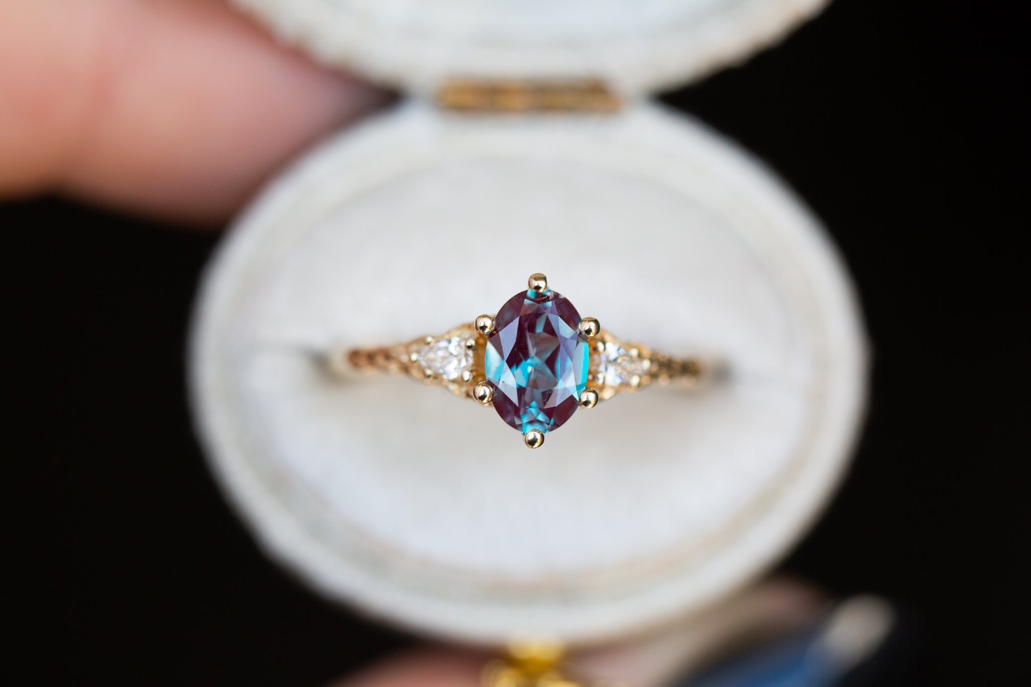 Aspen setting with oval lab alexandrite 6 prongs – Oore Jewelry