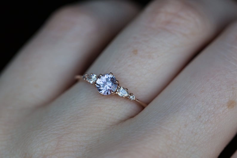 Five stone setting with pear side stones (setting only)